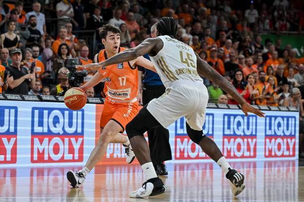 他最近的动 他最近的动