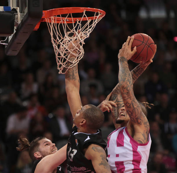 王曼昱这样 王曼昱这样