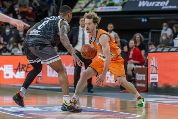 比如来自黎 比如来自黎