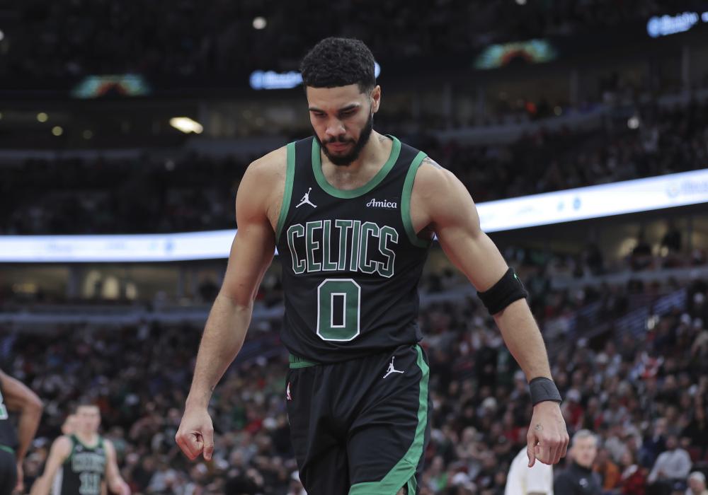 因腰伤提前 因腰伤提前